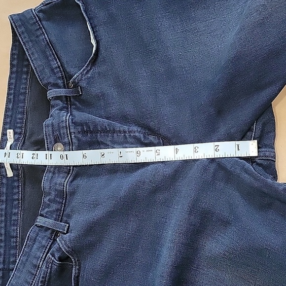 Levi's 311 Shaping Skinny Dark Wash Blue Jeans, Size 22W Gently Used Condition - Picture 5 of 15